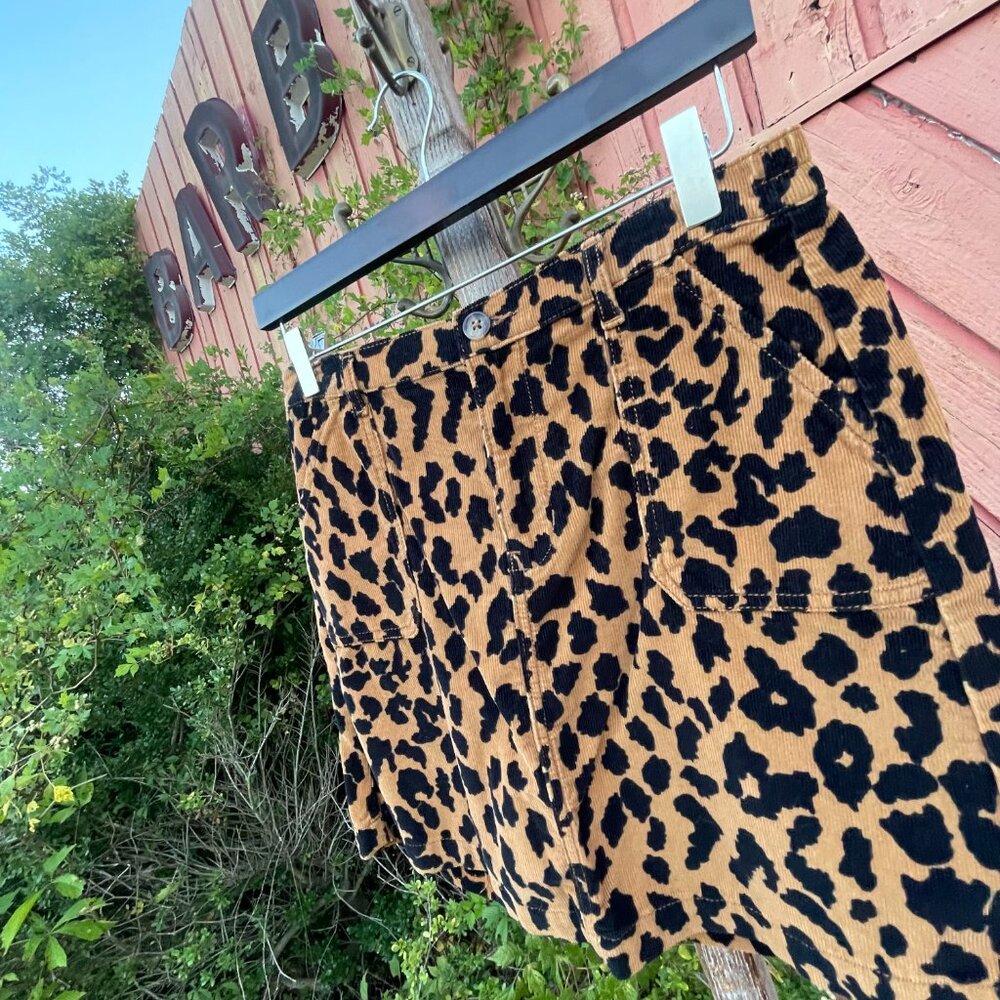 Girl's XL (14/16) Wonder Nation Corduroy Cheetah Mini Skirt - Picture 10 of 16